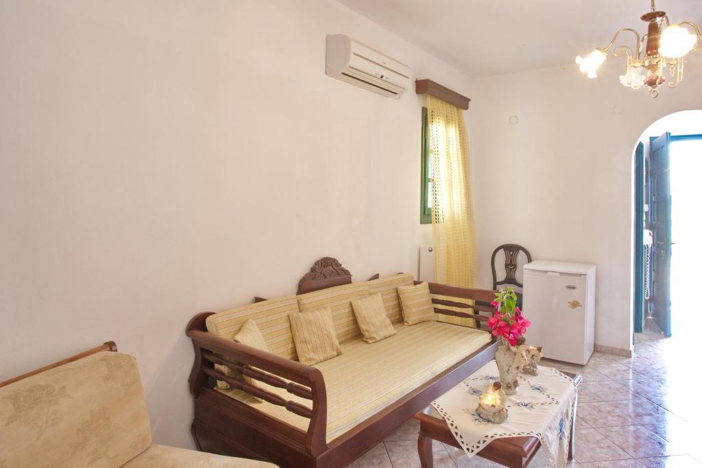 Alisaxni Resort อาโกรตีรี ห้อง รูปภาพ